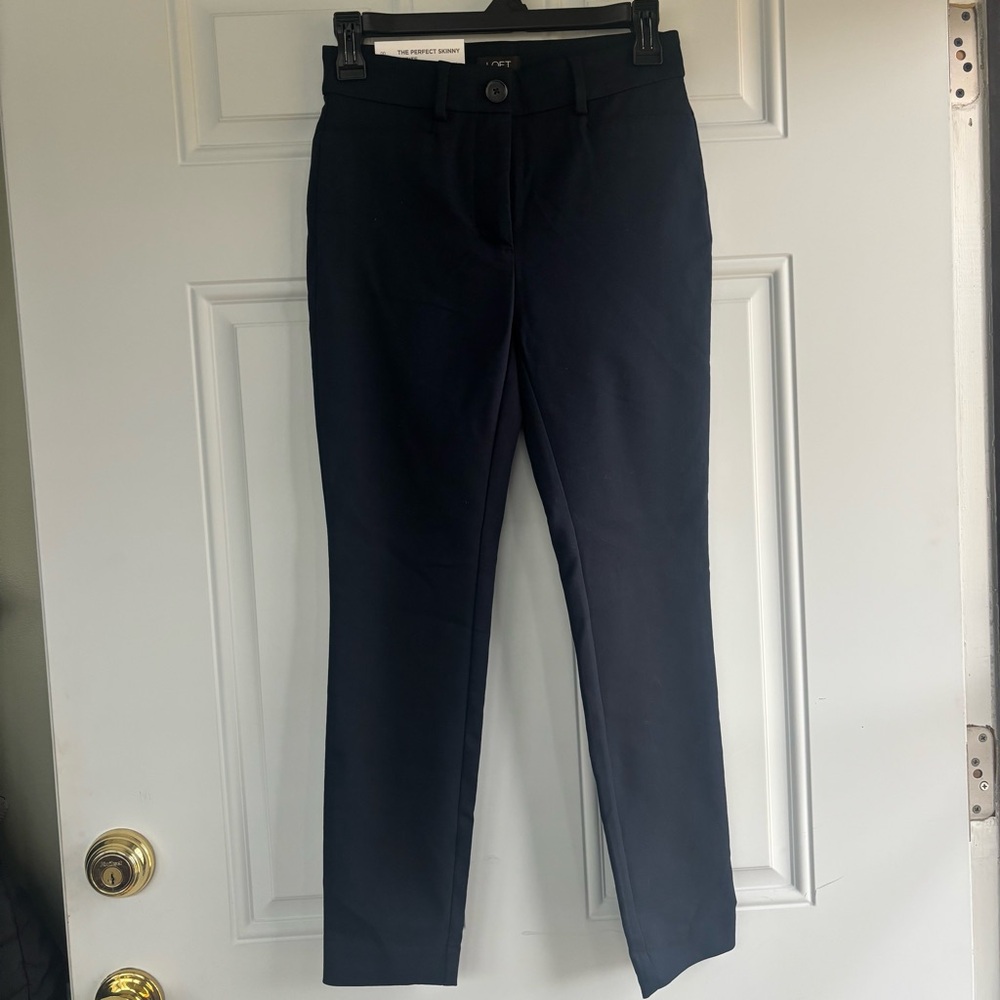 NWT Loft The Perfect Skinny Navy Blue Ankle Pants, Size 00
